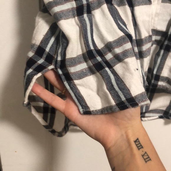 Rails button up tank - Picture 2 of 8